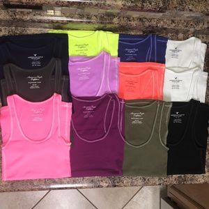 12 American Eagle tanks